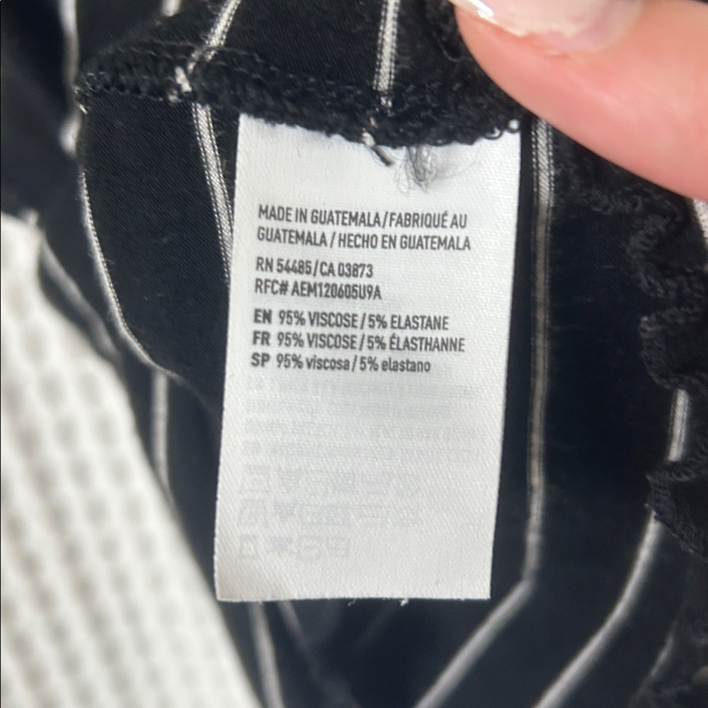 American Eagle Soft & Sexy Black and White Stripe Tank Small - Picture 5 of 6